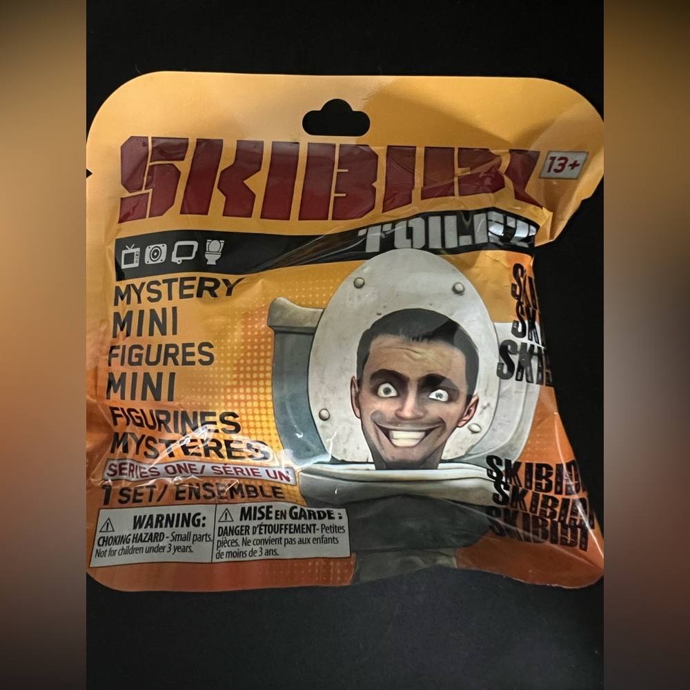 Skibidi Toliet Mystery Mini Figures series 1 - 1 set NEW
